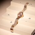 Sonata Poze Quartz Analog Rose Gold Dial Rose Gold Metal Strap Watch For Women - image number 0