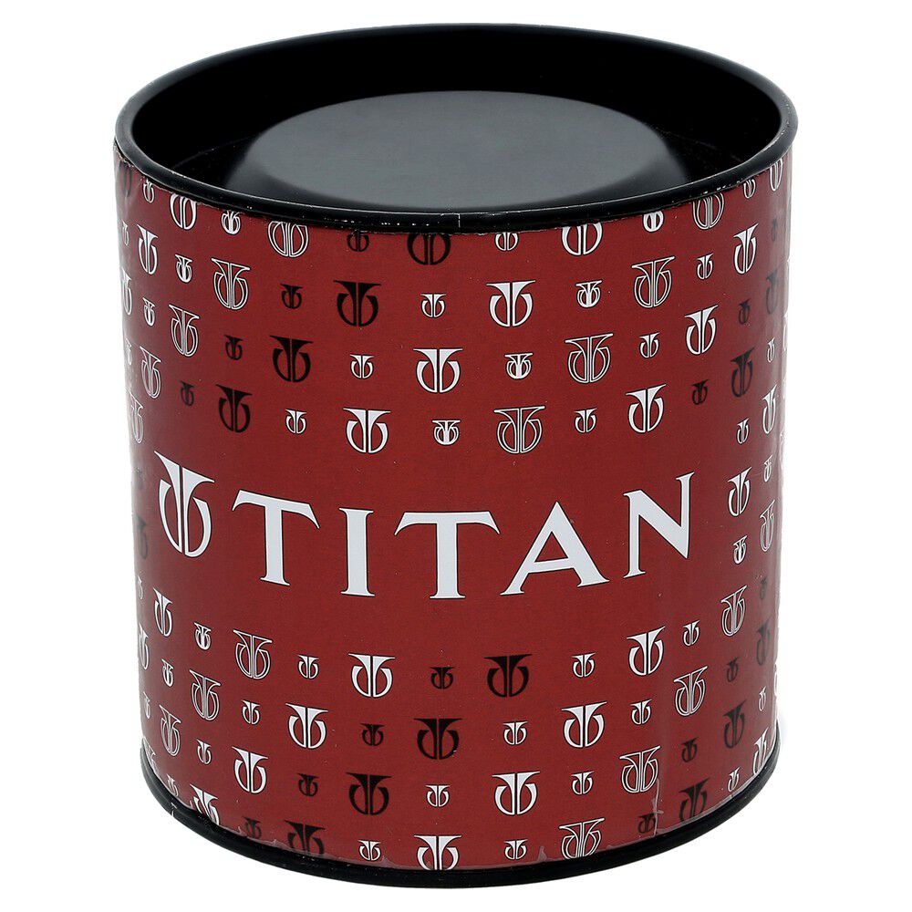 Titan Men s Elegance Watch Black Dial with Sleek Link Strap