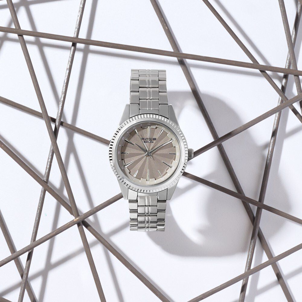 Poze By Sonata Quartz Analog Beige Dial Silver Metal Strap Watch For Men