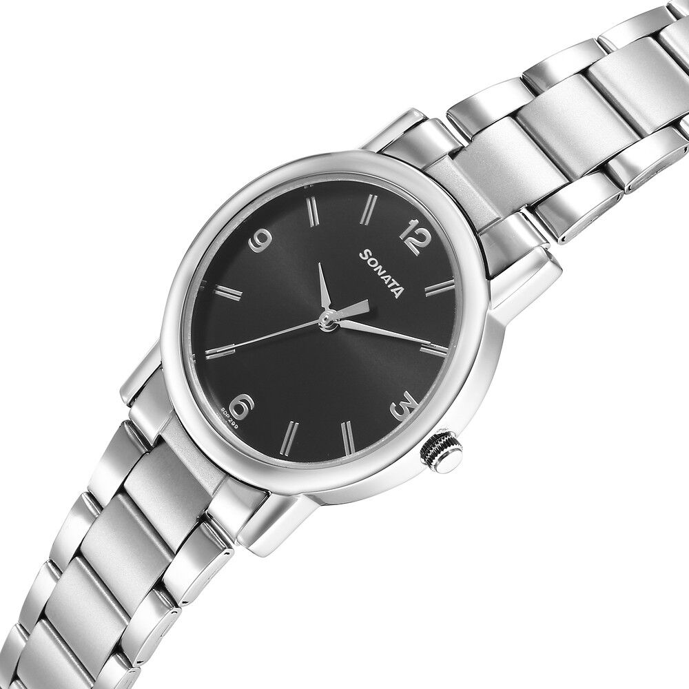 Silver watch clearance black face mens