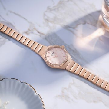 Sonata Poze Quartz Analog Pink Dial Metal Strap Watch for Women
