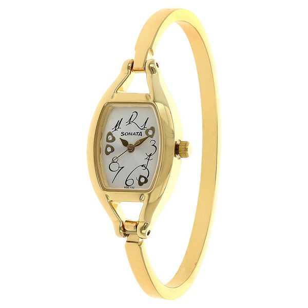 Sonata Quartz Analog Silver Dial Metal Strap Watch for Women - image number 1