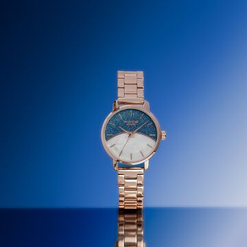 Sonata Poze Quartz Analog Mother of Pearl Dial Rose Gold Metal Strap Watch For Women
