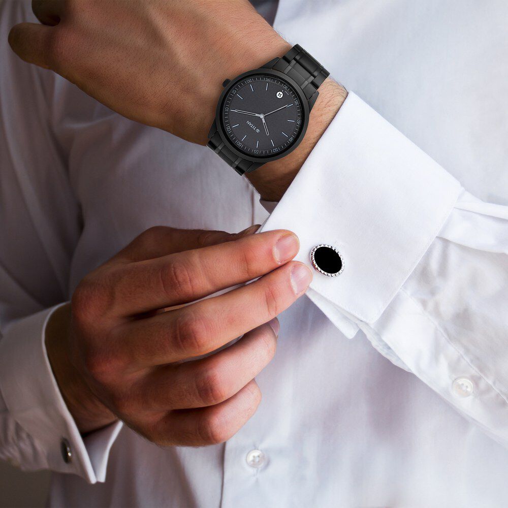 Titan style watch top