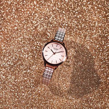 Sonata Poze Quartz Analog Pink Dial Rose Gold Color Metal Strap Watch For Women