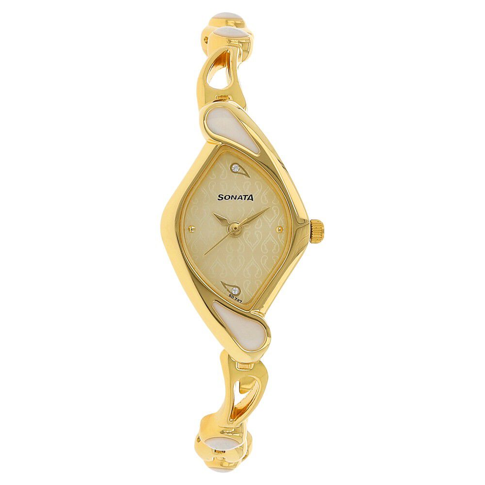 Buy Online Sonata Quartz Analog Champagne Dial Metal Strap Watch for Women ns8073ym01 Sonata