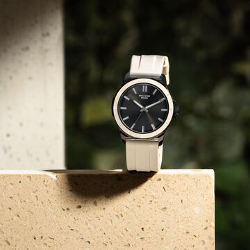 Sonata Poze Quartz Analog Black Dial Beige Silicone Strap Watch For Men