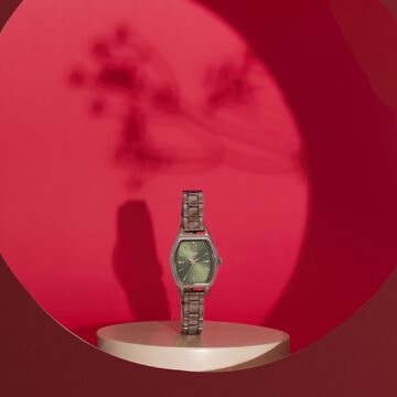 Poze By Sonata Quartz Analog Green Dial Brown Metal Strap Watch For Women