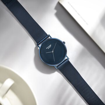 Sonata Poze Quartz Analog Blue Dial Mesh Strap Watch for Men