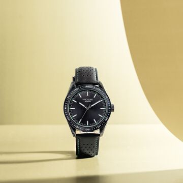 Sonata Poze Quartz Analog Black Dial Black Colour Leather Strap Watch For Men